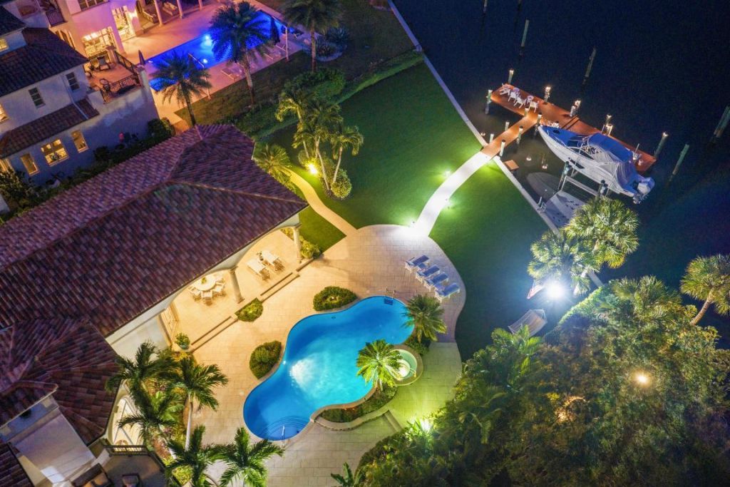 317 Old Jupiter Beach Road, Jupiter, FL 33477 Photo