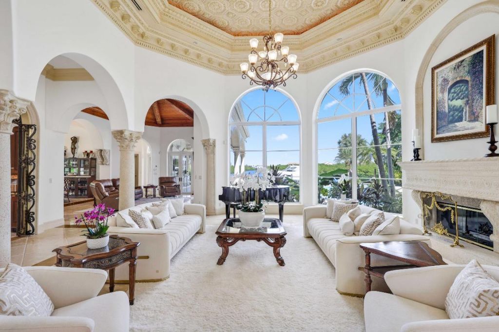 317 Old Jupiter Beach Road, Jupiter, FL 33477 Photo