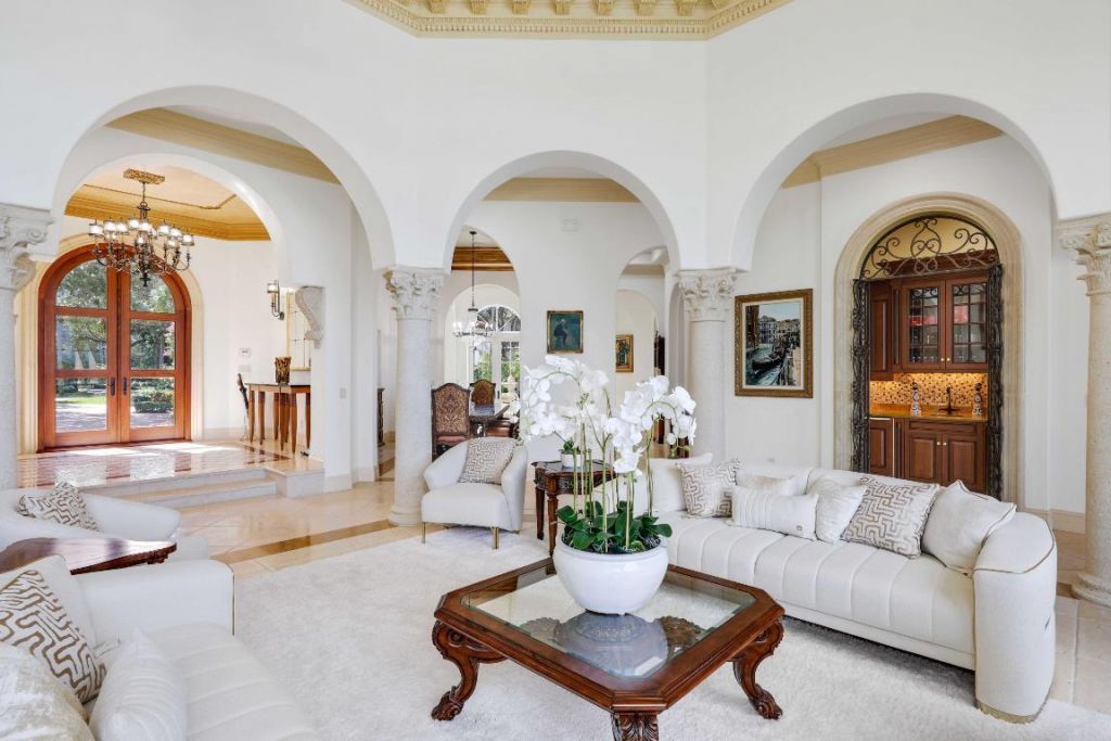 317 Old Jupiter Beach Road, Jupiter, FL 33477 Photo