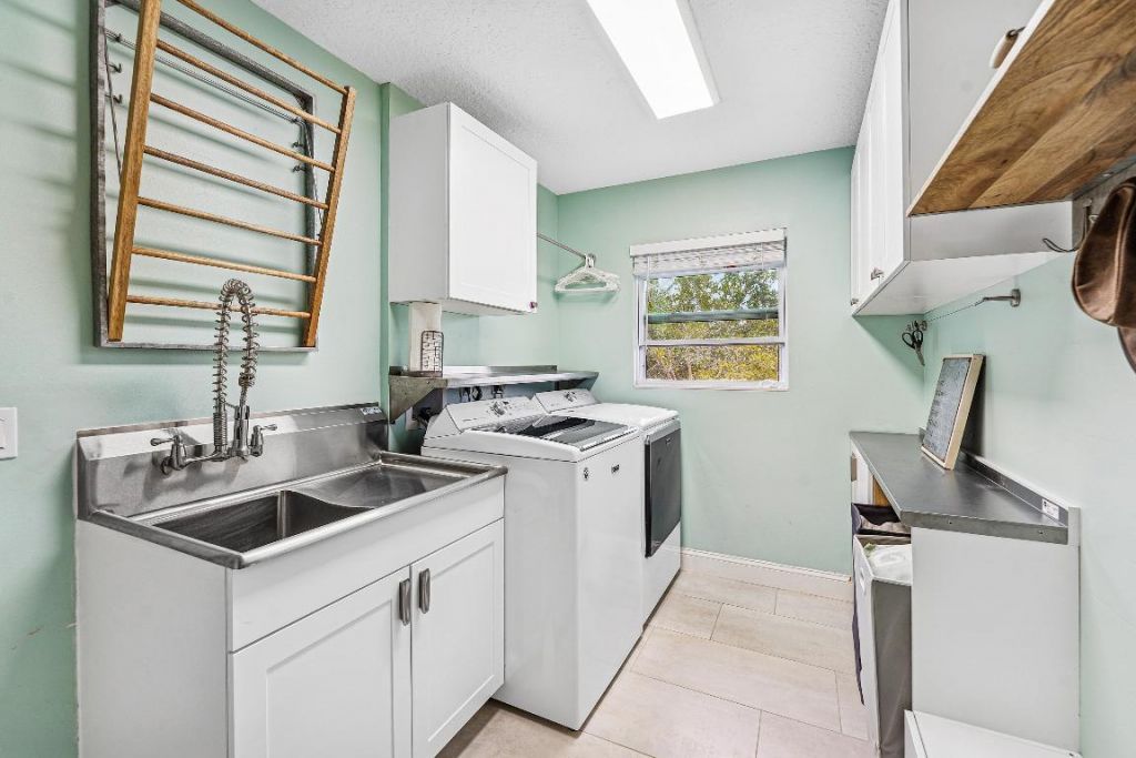 709 Warren Drive, Jupiter, FL 33458 Photo