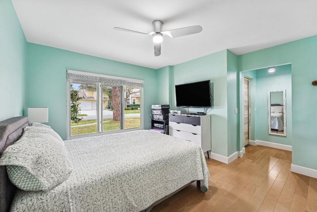 709 Warren Drive, Jupiter, FL 33458 Photo