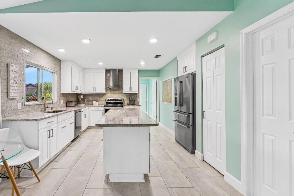 709 Warren Drive, Jupiter, FL 33458 Photo