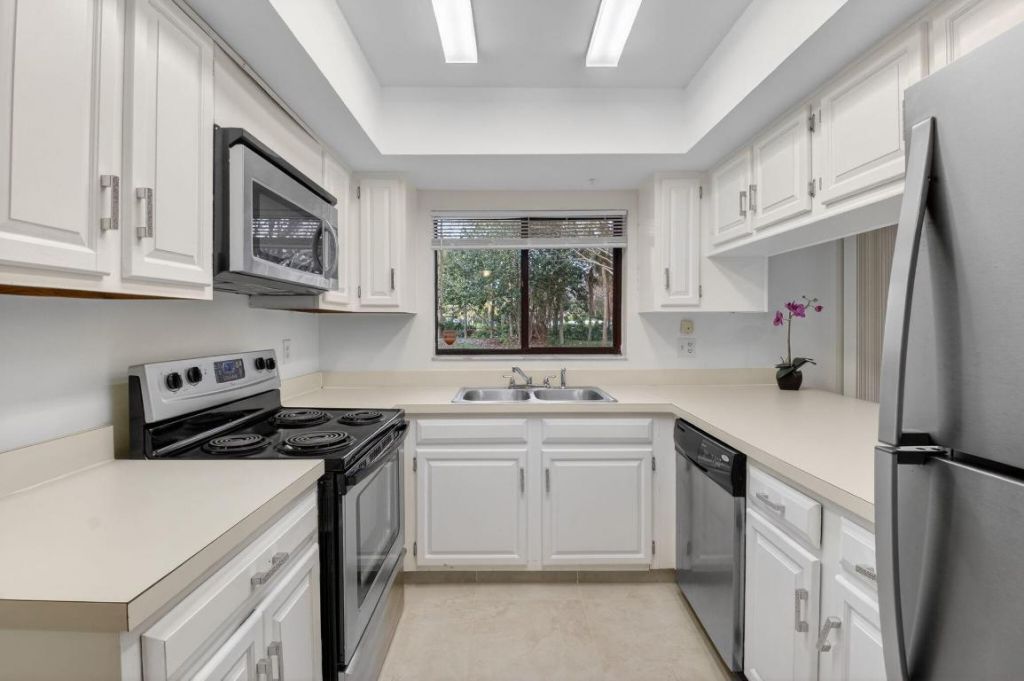 3149 Kingswood Terrace, Boca Raton, FL 33431 Photo