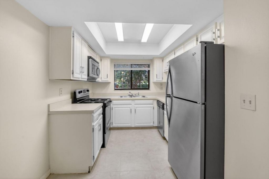 3149 Kingswood Terrace, Boca Raton, FL 33431 Photo