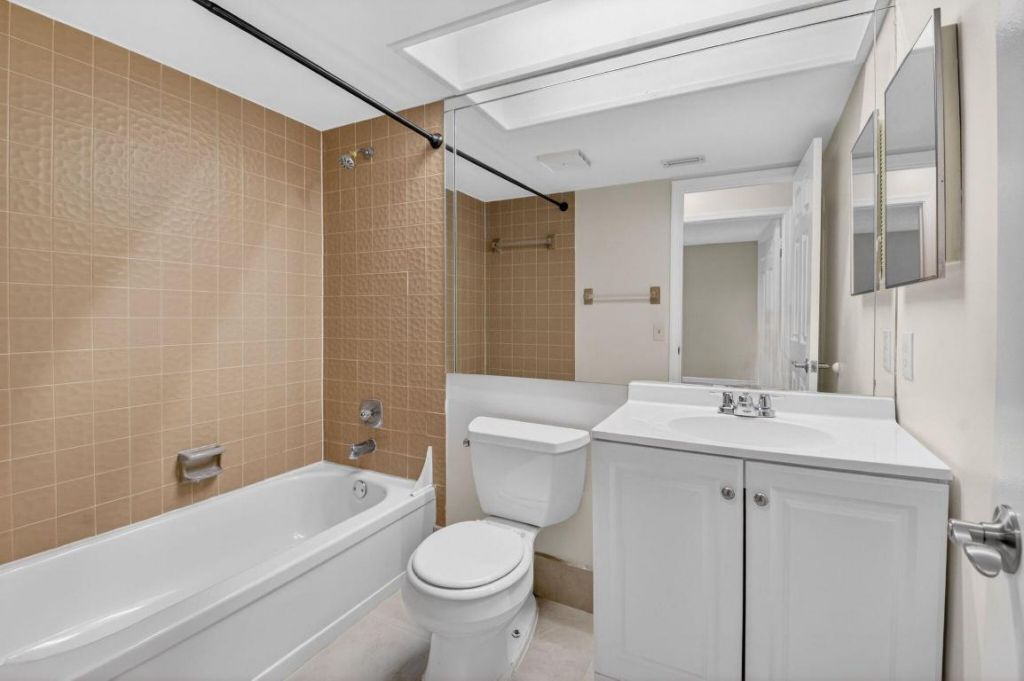 3149 Kingswood Terrace, Boca Raton, FL 33431 Photo