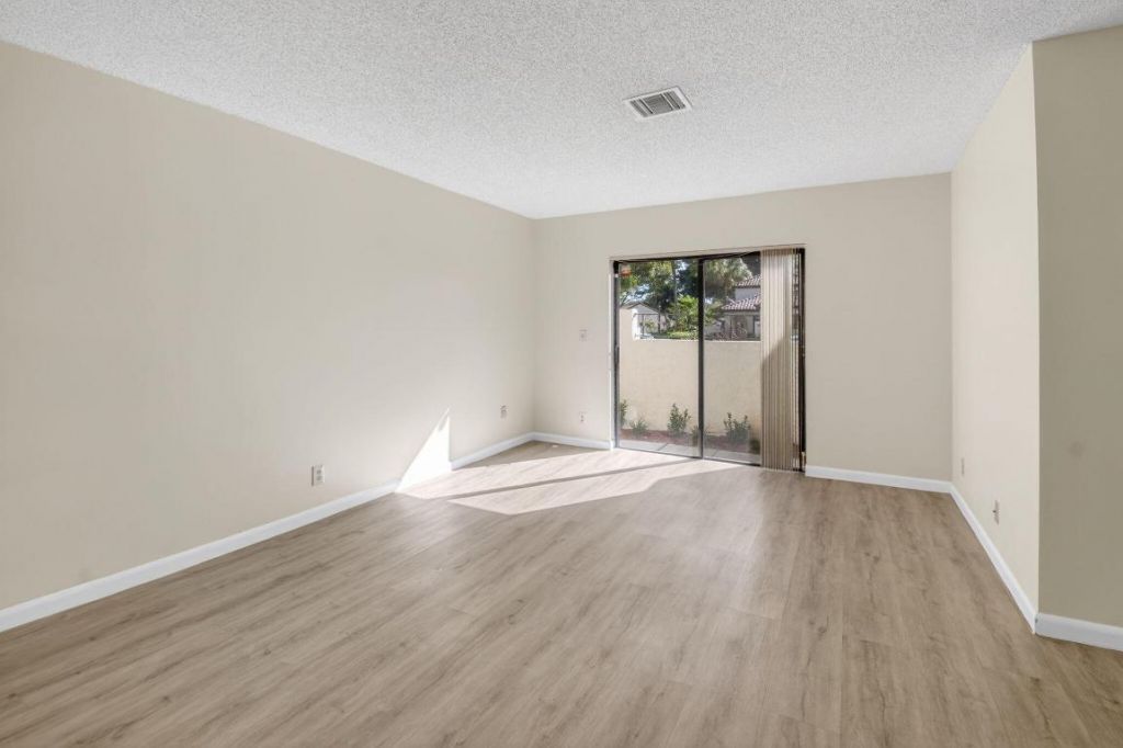 3149 Kingswood Terrace, Boca Raton, FL 33431 Photo