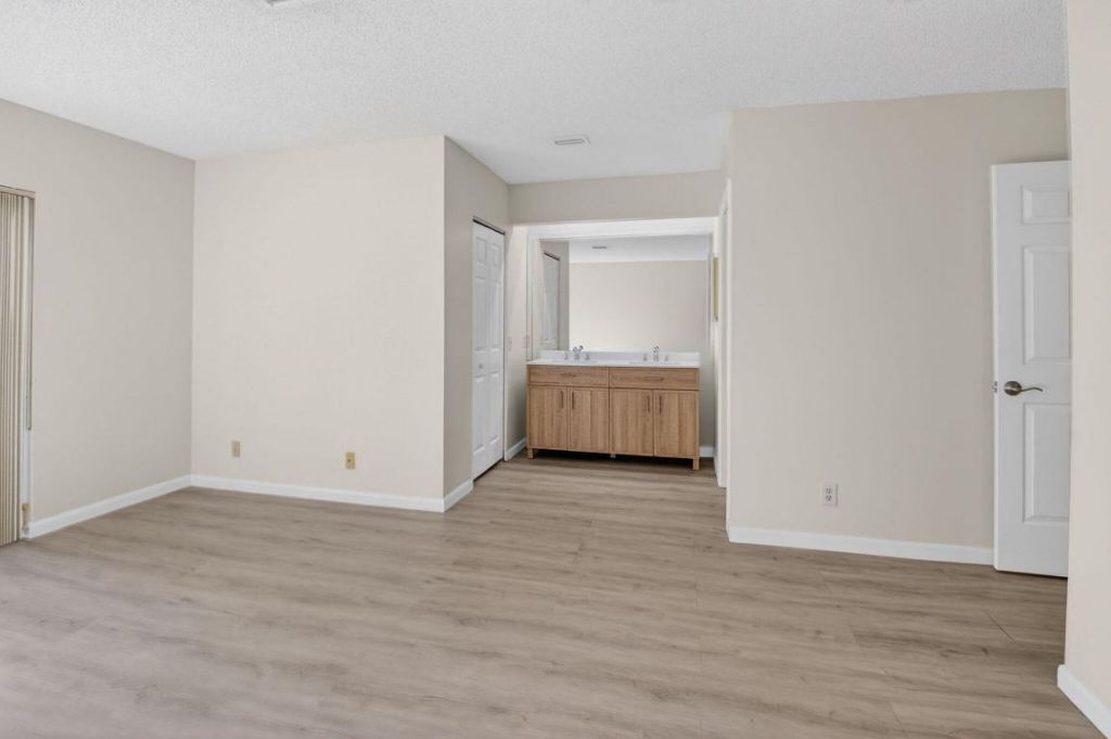 3149 Kingswood Terrace, Boca Raton, FL 33431 Photo