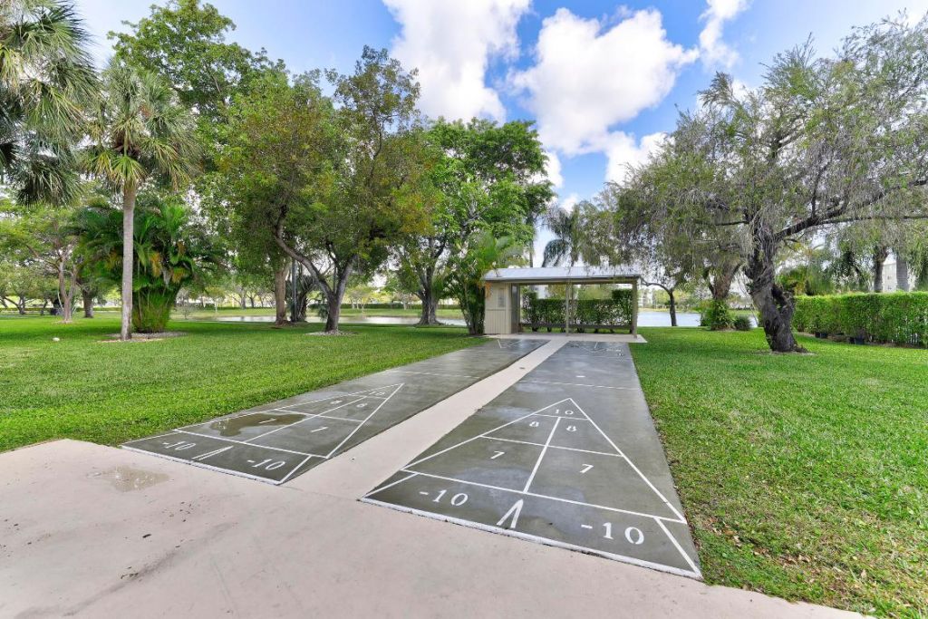 2216 N Cypress Bend Drive, Unit 501, Pompano Beach, FL 33069 Photo