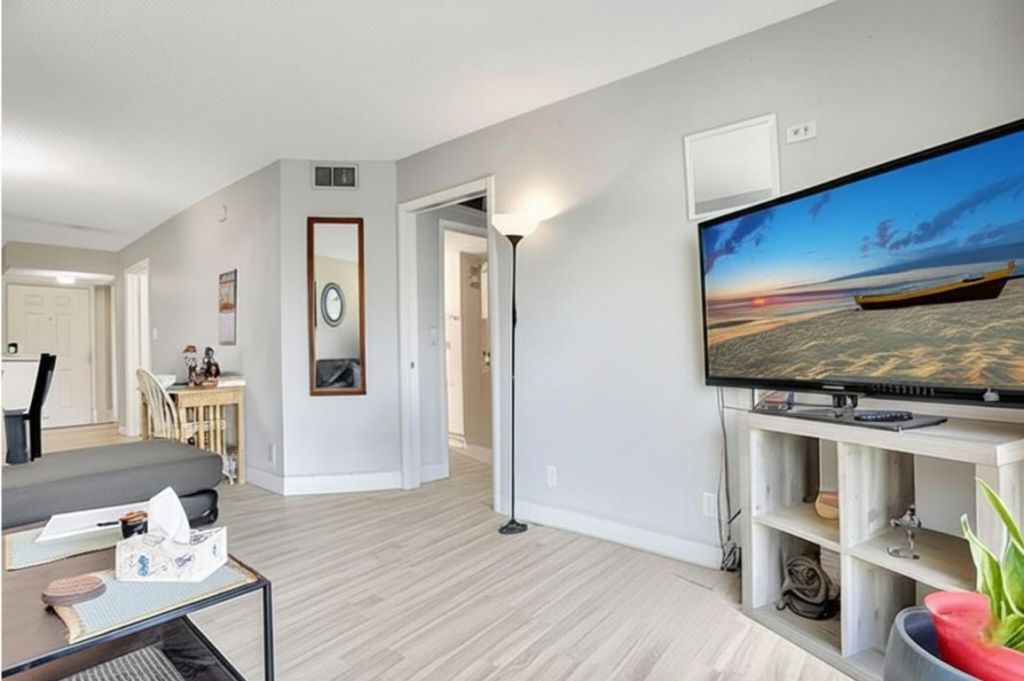 2216 N Cypress Bend Drive, Unit 501, Pompano Beach, FL 33069 Photo