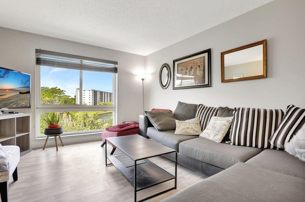 2216 N Cypress Bend Drive, Unit 501, Pompano Beach, FL 33069 Photo