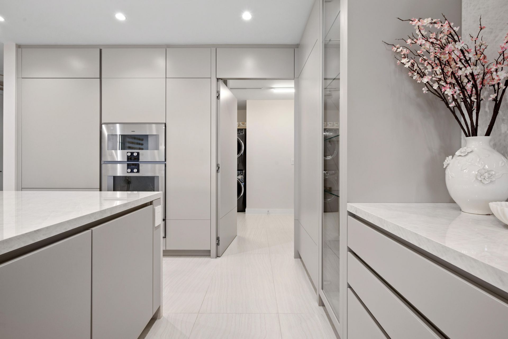 220 SE Mizner Boulevard, Unit 603, Boca Raton, FL 33432 Photo