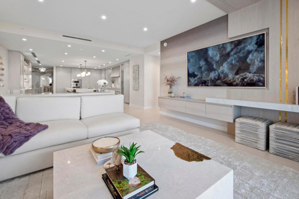 220 SE Mizner Boulevard, Unit 603, Boca Raton, FL 33432 Photo