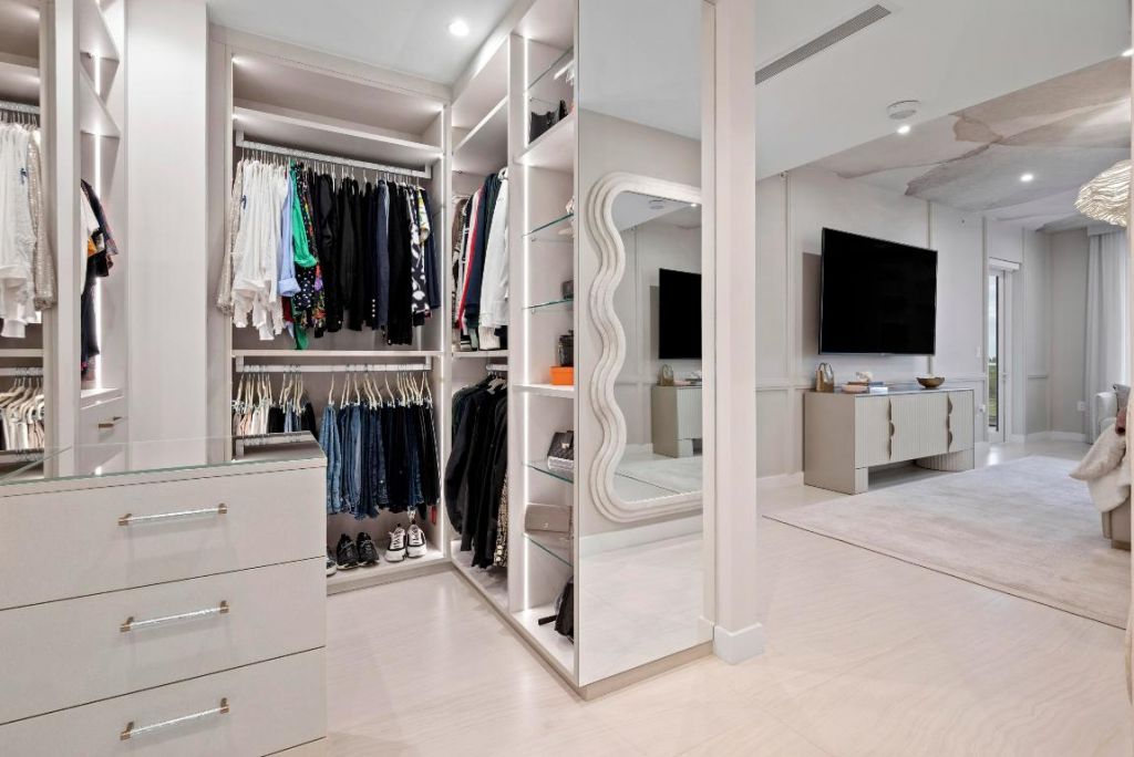 220 SE Mizner Boulevard, Unit 603, Boca Raton, FL 33432 Photo