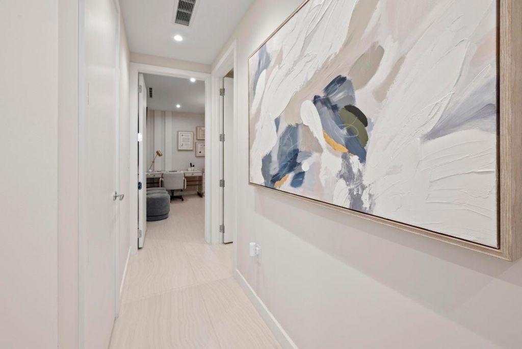 220 SE Mizner Boulevard, Unit 603, Boca Raton, FL 33432 Photo