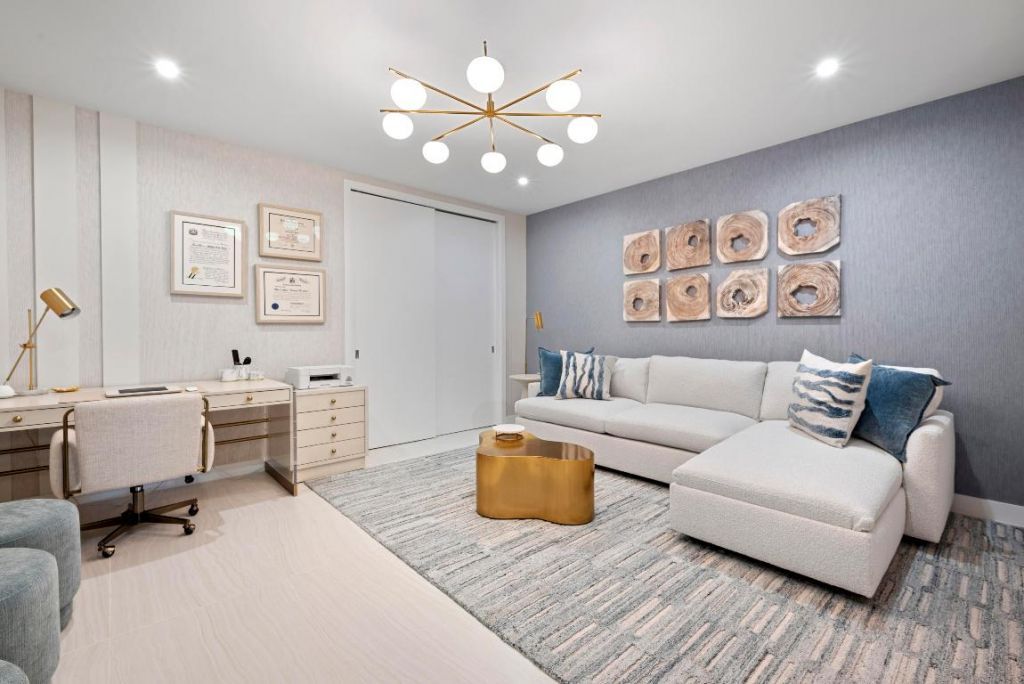 220 SE Mizner Boulevard, Unit 603, Boca Raton, FL 33432 Photo