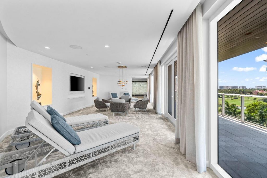 220 SE Mizner Boulevard, Unit 603, Boca Raton, FL 33432 Photo