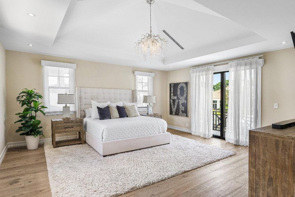 662 Boca Marina Court, Boca Raton, FL 33487 Photo