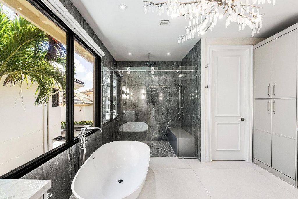 662 Boca Marina Court, Boca Raton, FL 33487 Photo