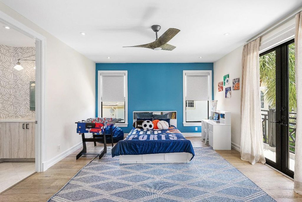 662 Boca Marina Court, Boca Raton, FL 33487 Photo