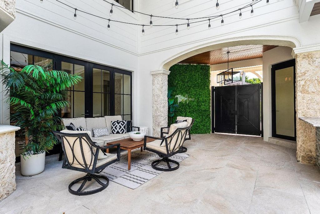 662 Boca Marina Court, Boca Raton, FL 33487 Photo