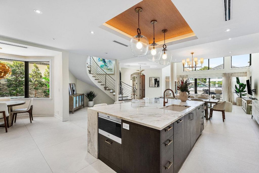 662 Boca Marina Court, Boca Raton, FL 33487 Photo