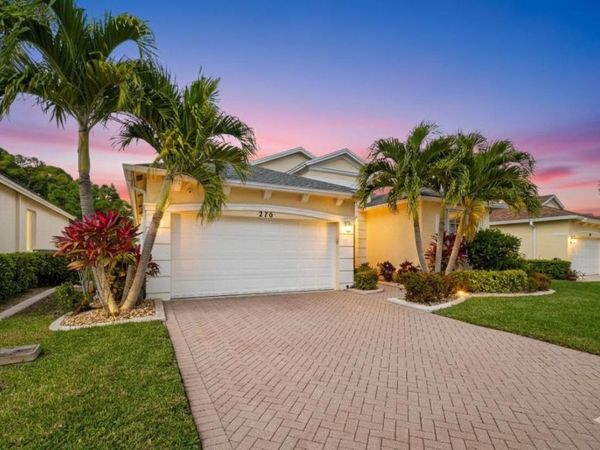 270 SW Lake Forest Way, Port Saint Lucie, FL 34986