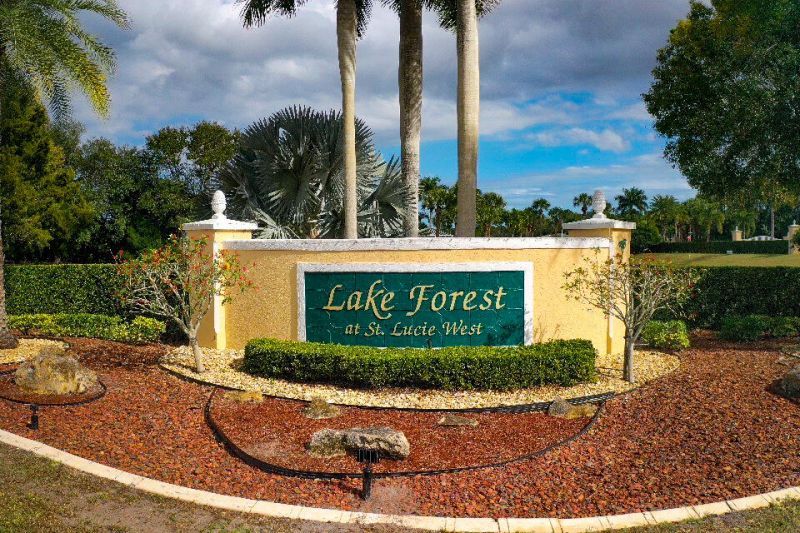 270 SW Lake Forest Way, Port Saint Lucie, FL 34986 Photo