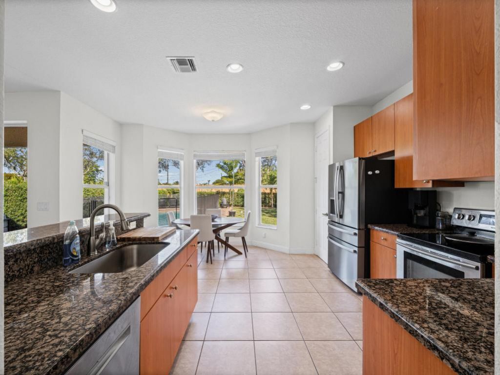 167 Catania Way, Royal Palm Beach, FL 33411 Photo