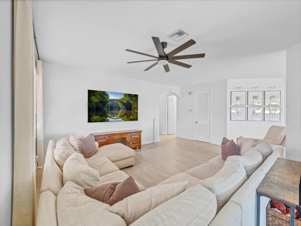 167 Catania Way, Royal Palm Beach, FL 33411 Photo