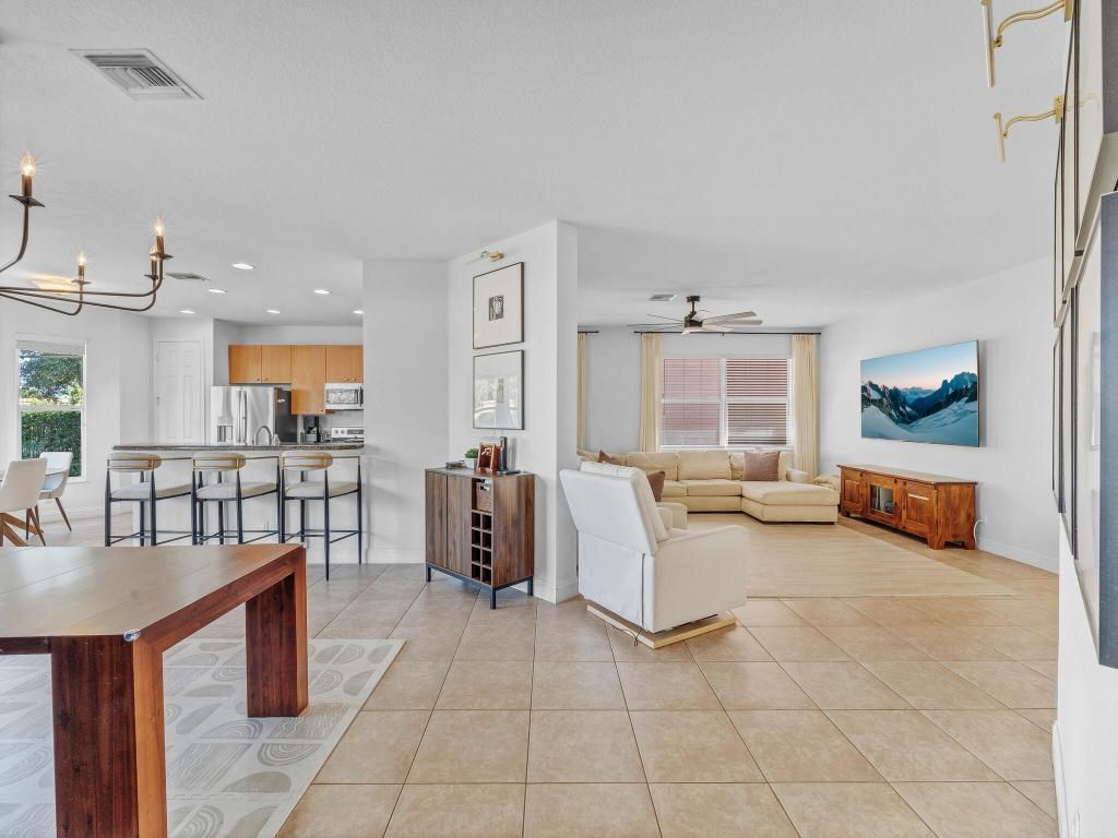 167 Catania Way, Royal Palm Beach, FL 33411 Photo