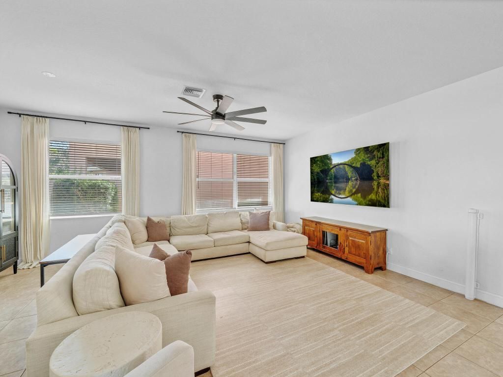 167 Catania Way, Royal Palm Beach, FL 33411 Photo