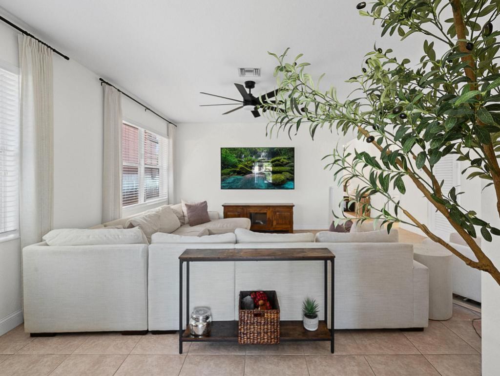 167 Catania Way, Royal Palm Beach, FL 33411 Photo