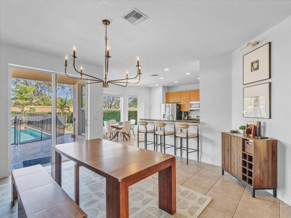 167 Catania Way, Royal Palm Beach, FL 33411 Photo