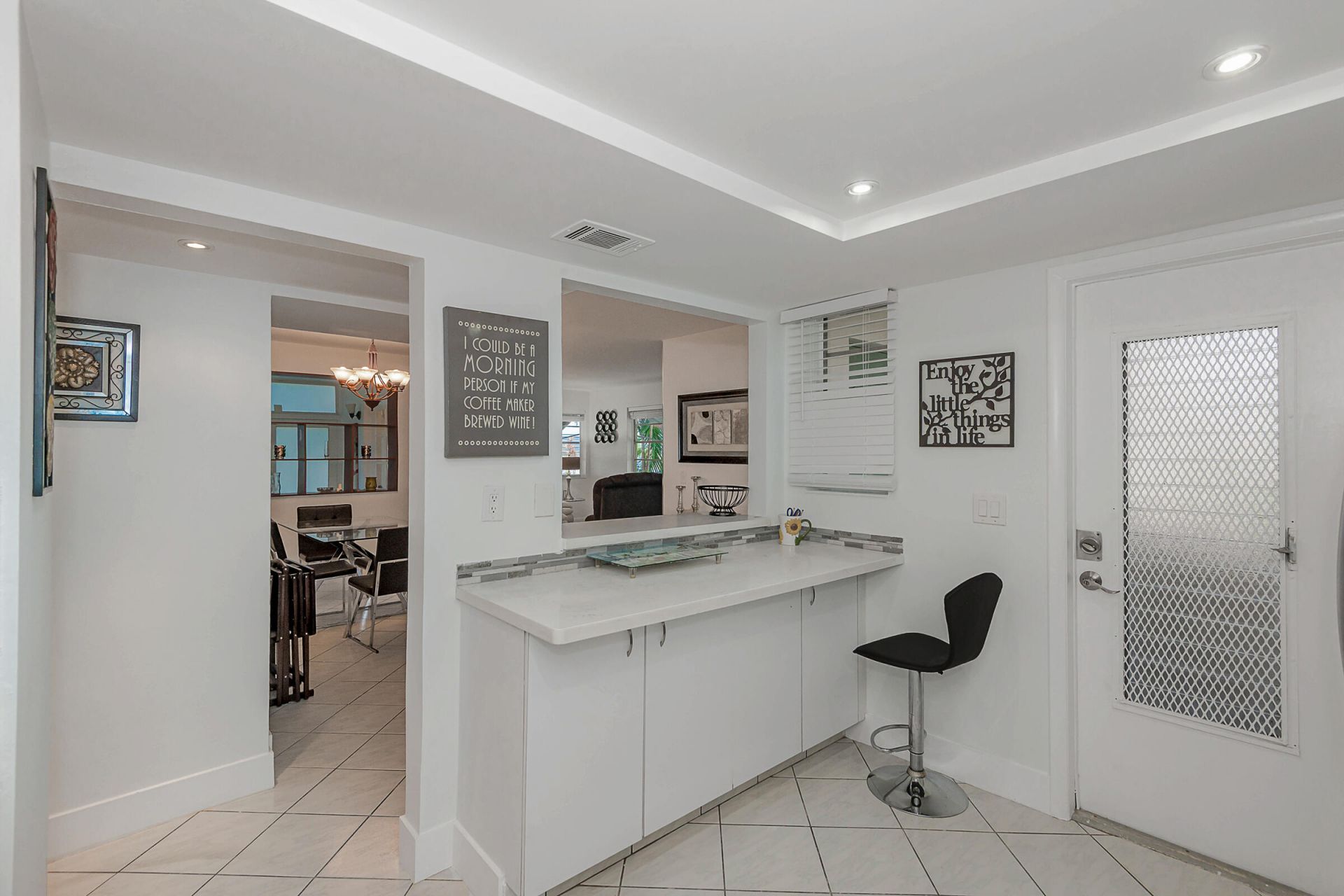 1333 E Hallandale Beach Boulevard, Unit 101, Hallandale Beach, FL 33009 Photo