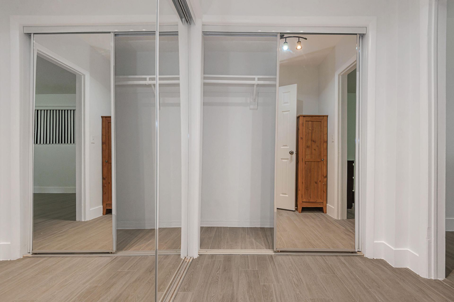 1333 E Hallandale Beach Boulevard, Unit 101, Hallandale Beach, FL 33009 Photo