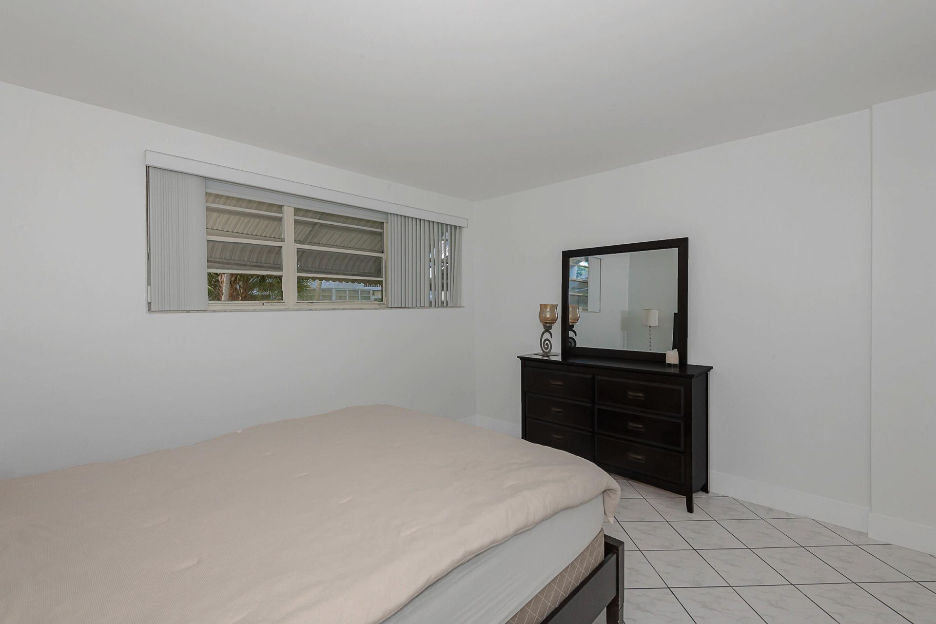 1333 E Hallandale Beach Boulevard, Unit 101, Hallandale Beach, FL 33009 Photo