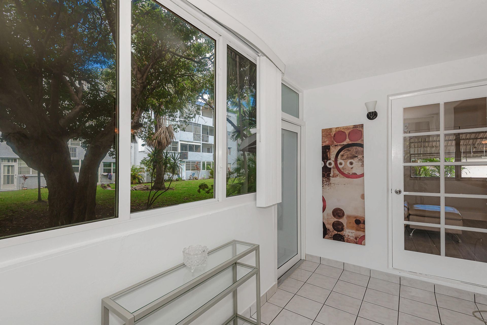 1333 E Hallandale Beach Boulevard, Unit 101, Hallandale Beach, FL 33009 Photo
