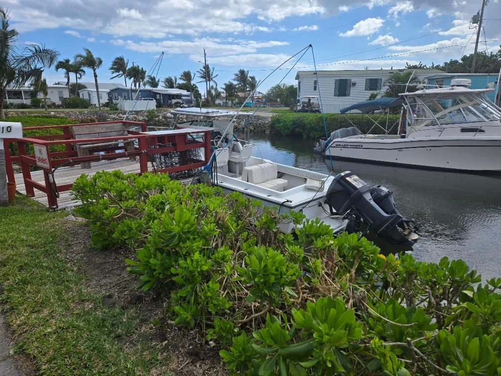 9 N Loafing Street, Hypoluxo, FL 33462 Photo