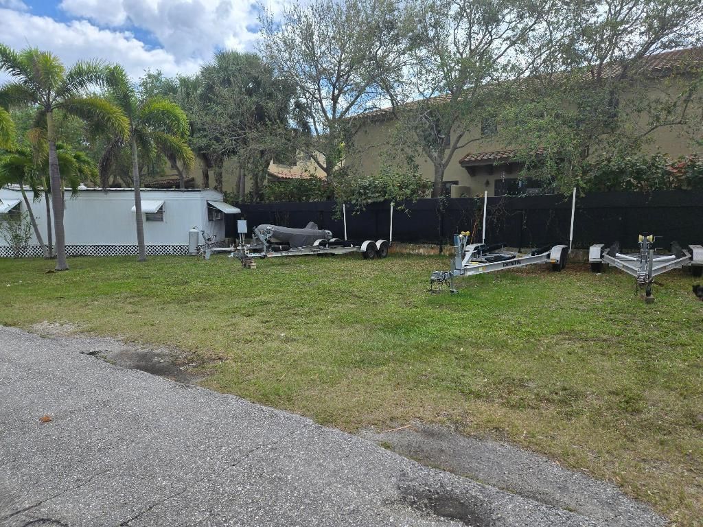 9 N Loafing Street, Hypoluxo, FL 33462 Photo