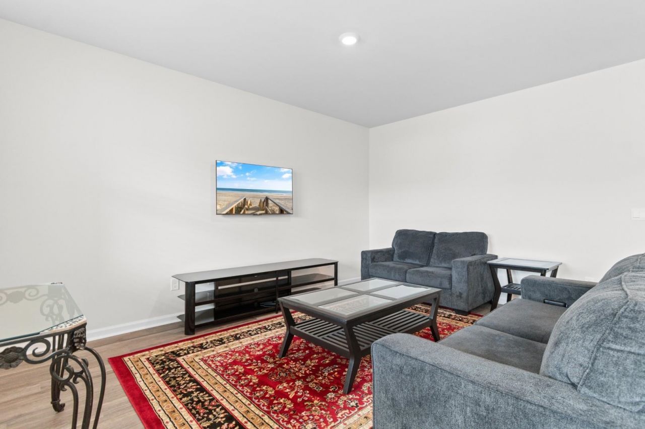 115 Cassina Dr. Photo 12