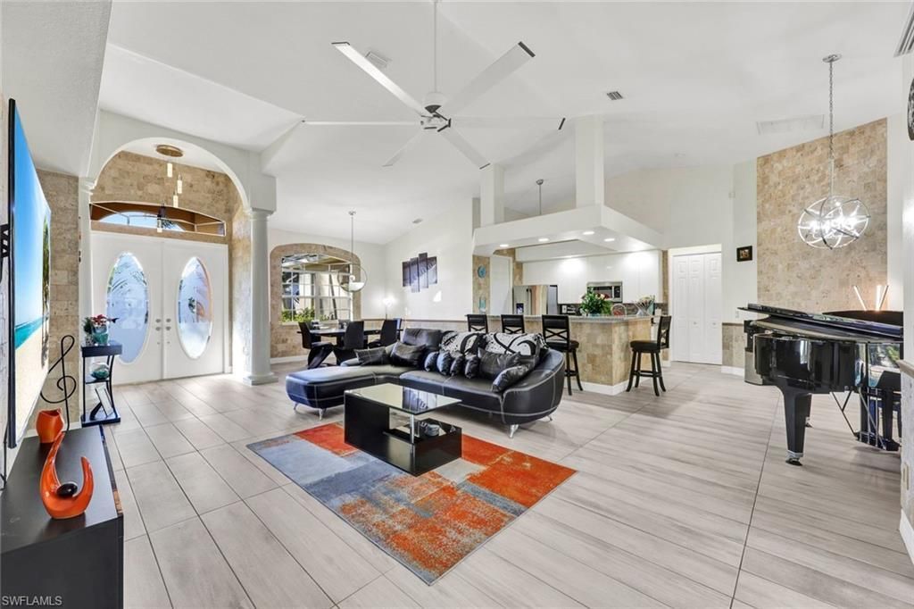 8596 Southwind Bay Cir, Fort Myers, FL 33908 Photo
