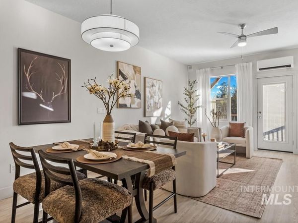 212 Broken Pine Ln, McCall, ID 83638