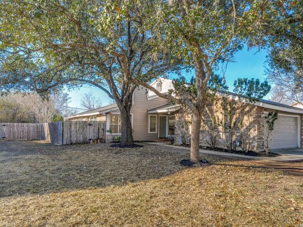 6318 Club Oaks, San Antonio, TX 78249