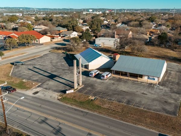 9585 Braun Rd, San Antonio, TX 78254