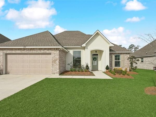 39595 FAIRHOPE Drive, Ponchatoula, LA 70454