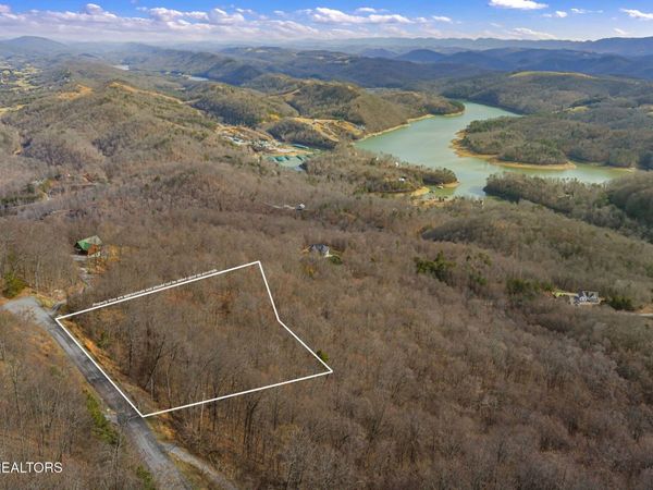 Clinch View Rd, Tazewell, TN 37879