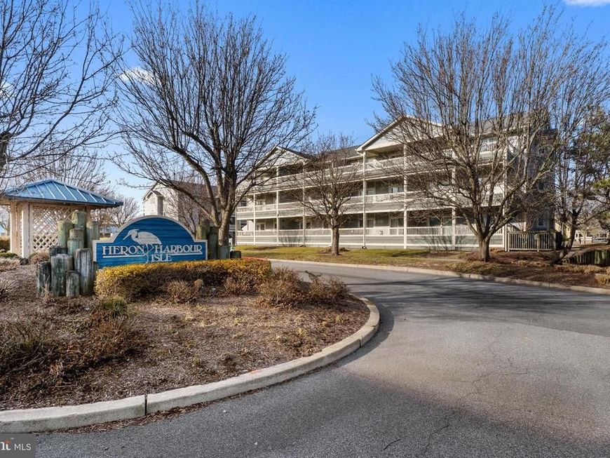 110 120th Street, Unit 203B, Ocean City, MD 21842 Main Photo