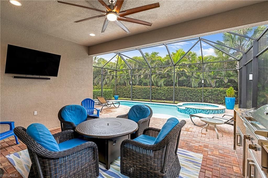 13628 Mandarin Cir, Naples, FL 34109 Photo
