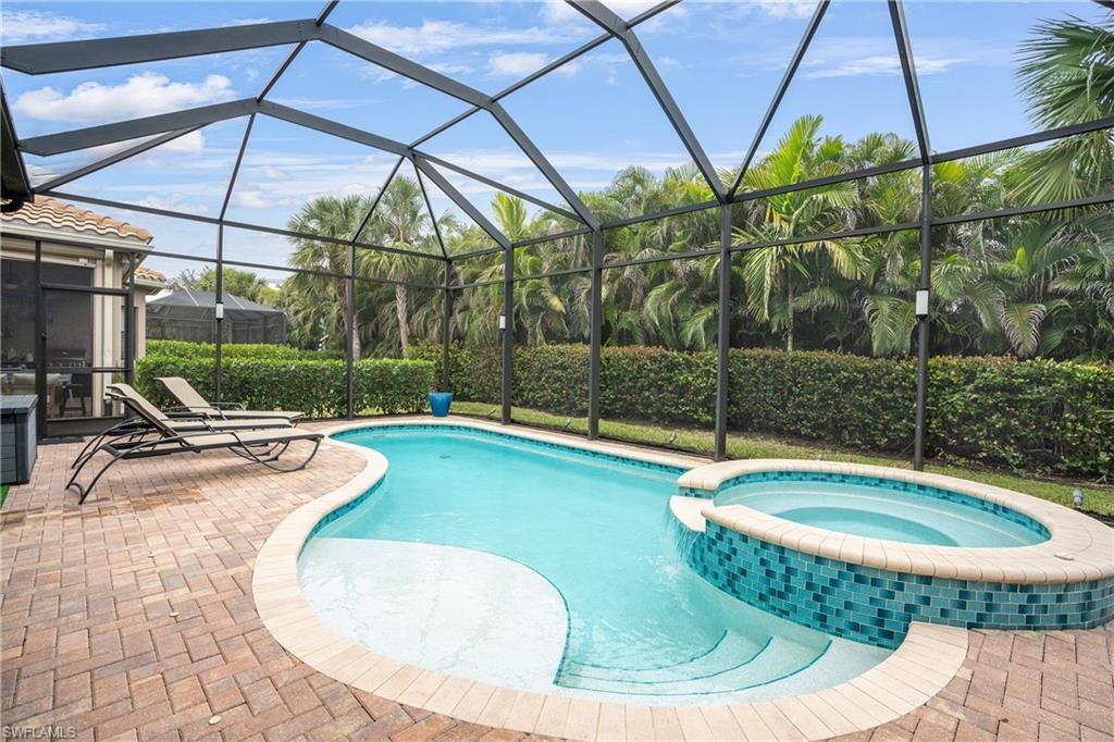 13628 Mandarin Cir, Naples, FL 34109 Photo