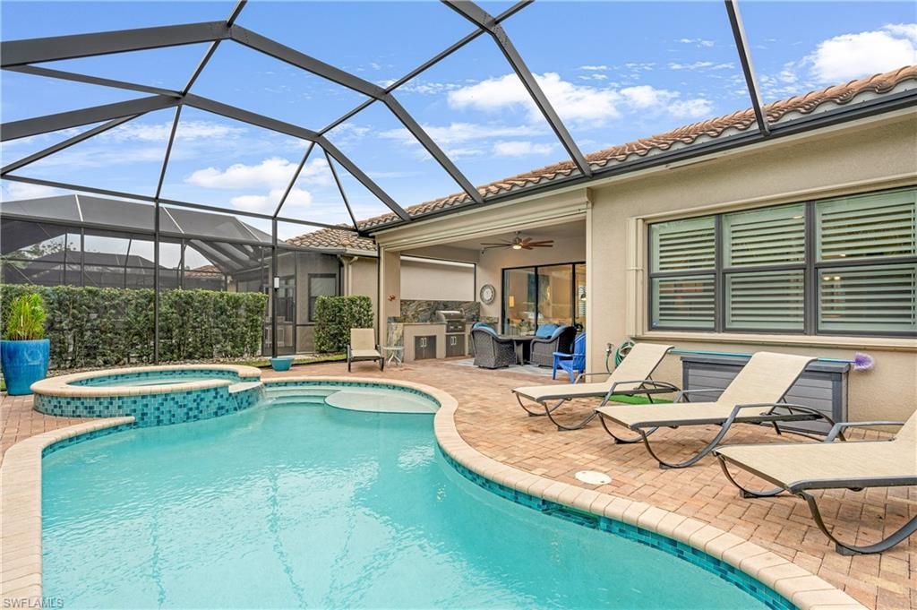13628 Mandarin Cir, Naples, FL 34109 Photo
